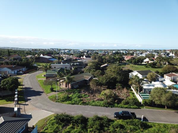 573 m² Land