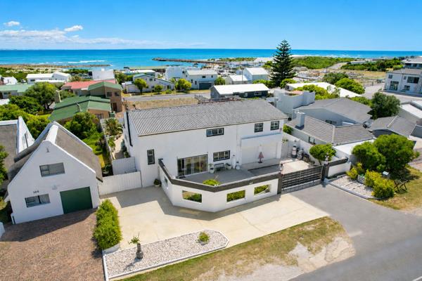 6 Bedroom House