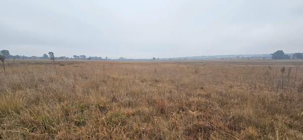 2 082 m² Land