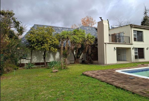 10 Bedroom House