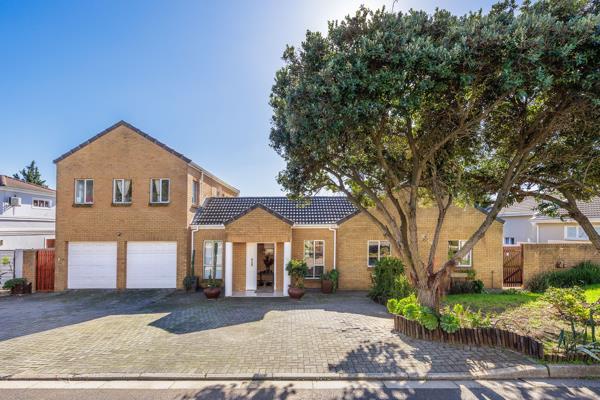 7 Bedroom House