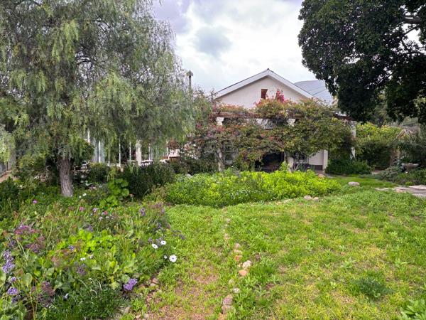 6 Bedroom House