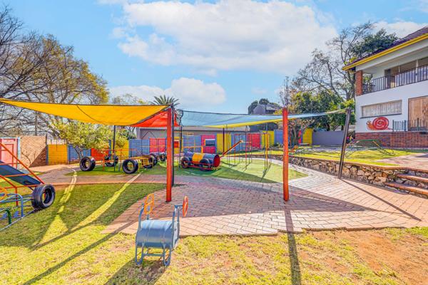 300 m² Commercial space