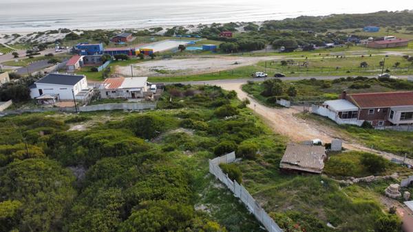 892 m² Land