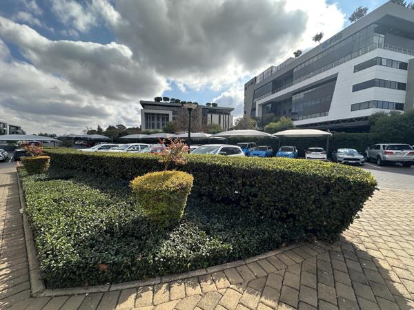 1 630 m² Commercial space