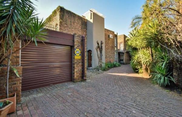 5 Bedroom Duplex