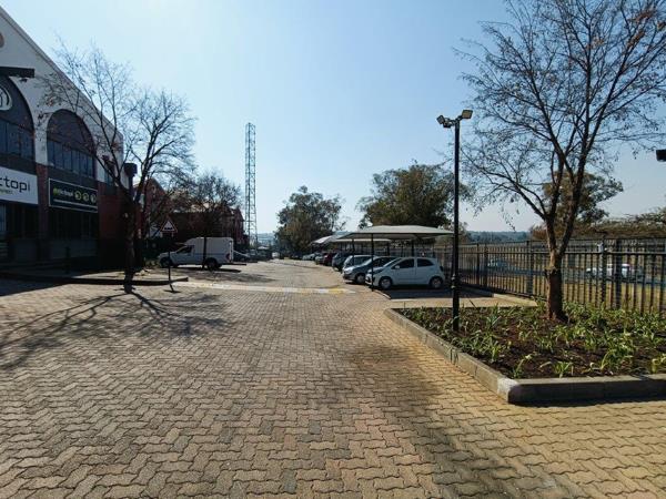 648 m² Industrial space