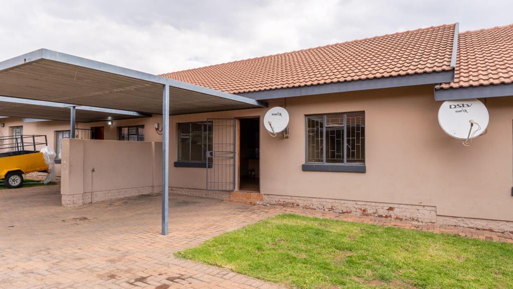 2 Bedroom Townhouse