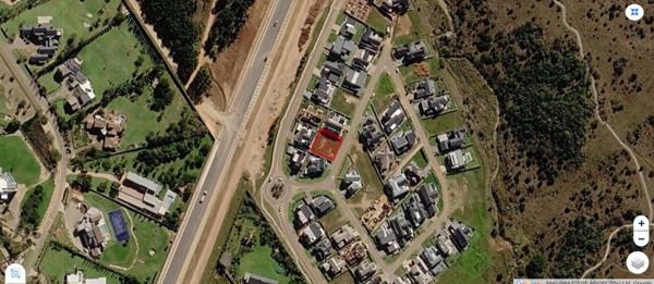 625 m² Land