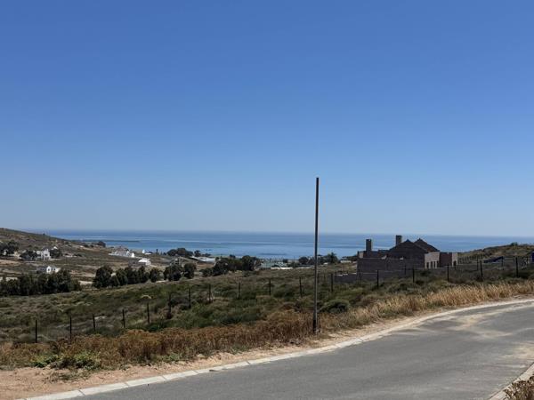 443 m² Land