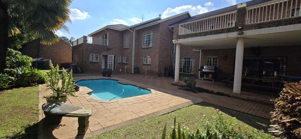6 Bedroom House