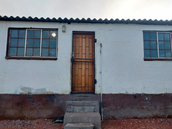2 Bedroom House