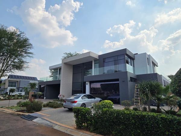 6 Bedroom House