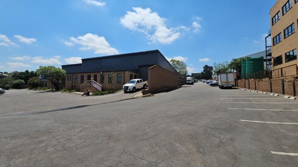 489 m² Industrial space