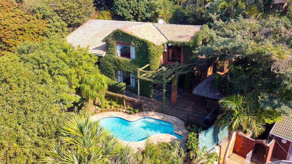 5 Bedroom House