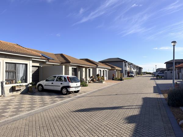 2 Bedroom House