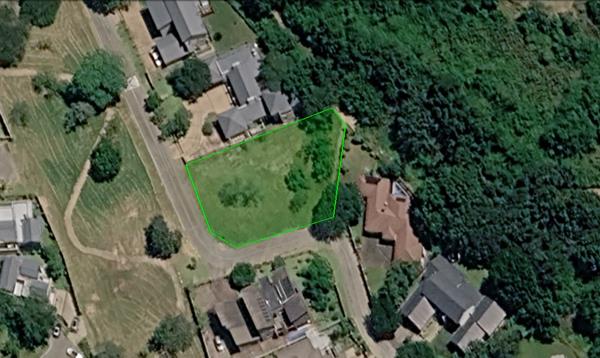 1 421 m² Land