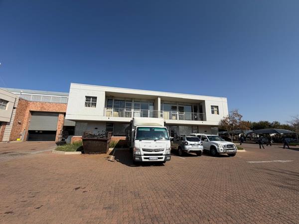 1 238 m² Industrial space