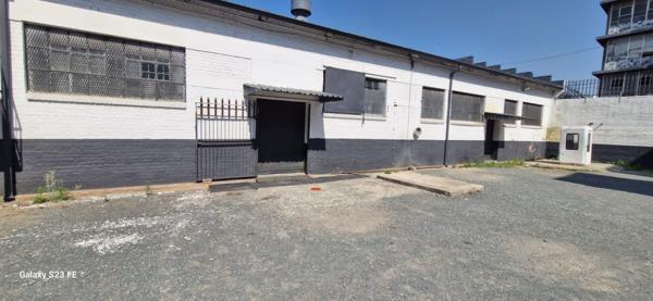 1 000 m² Industrial space