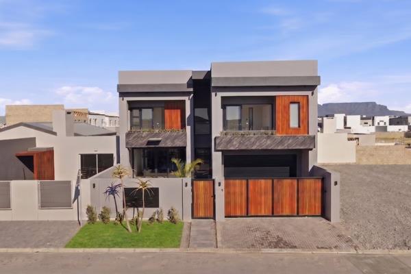 5 Bedroom House