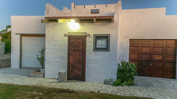 890 m² Land