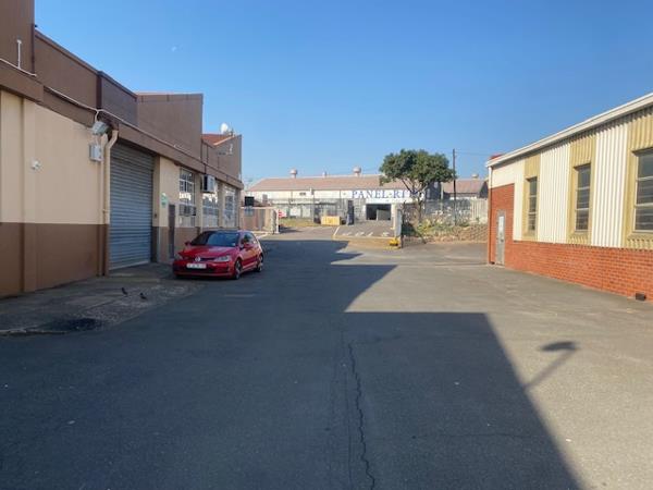 617 m² Industrial space
