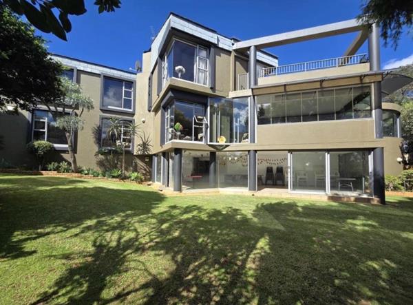 5 Bedroom House