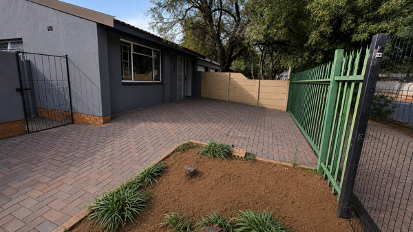 1 Bedroom Garden Cottage