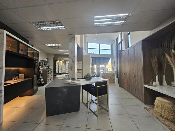 193 m² Retail Space