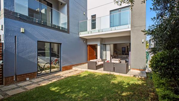 4 Bedroom Townhouse