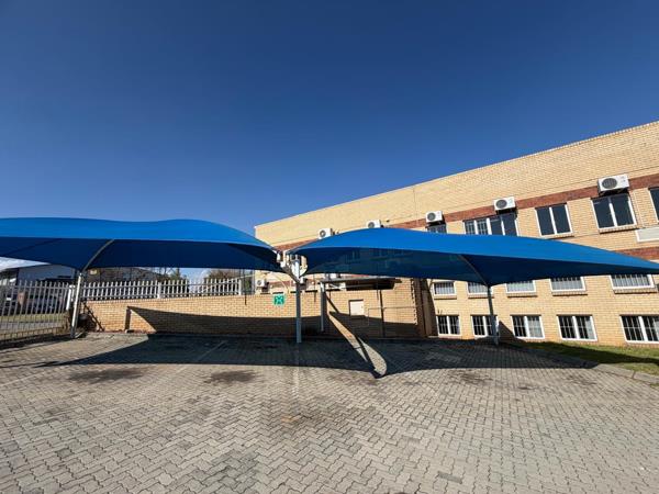 1 016 m² Industrial space