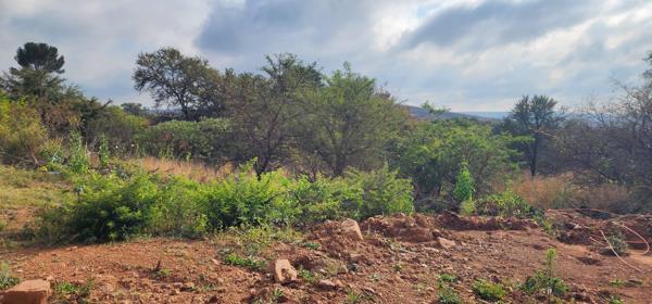 4 015 m² Land