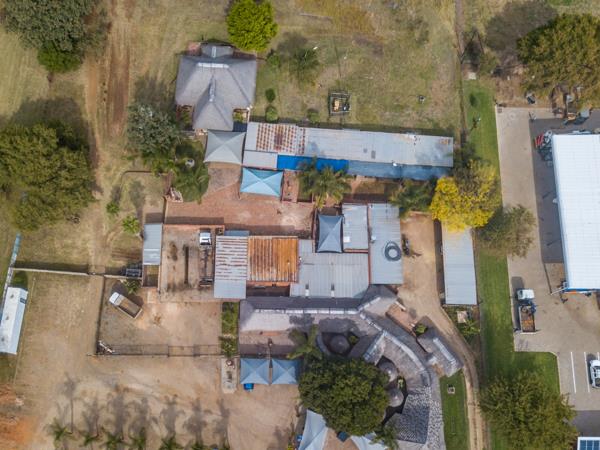 94 000 m² Commercial space