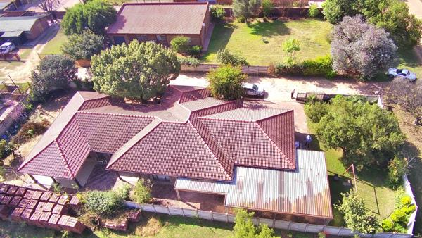 5 Bedroom House