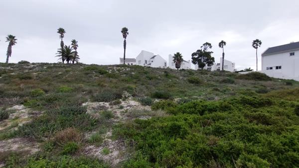 545 m² Land