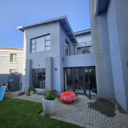 4 Bedroom Duplex