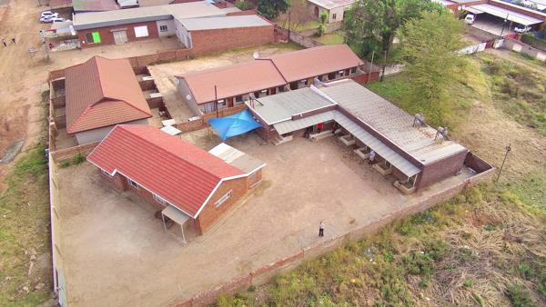 12 Bedroom House