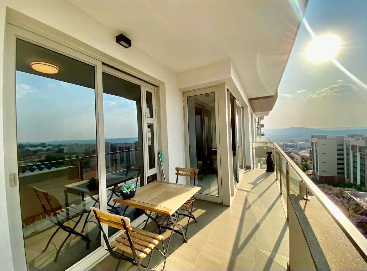 2 Bedroom Apartment in Rosebank
