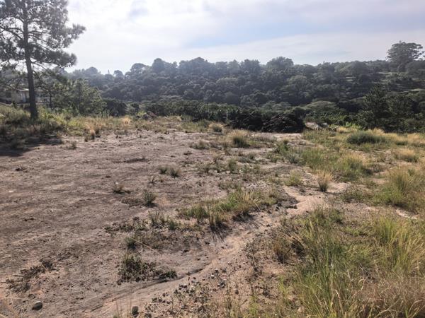 1 021 m² Land