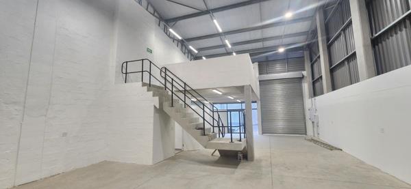 211 m² Industrial space