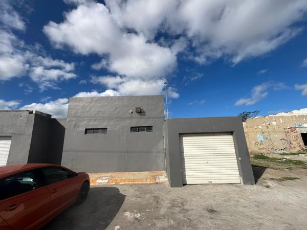 21 Bedroom House