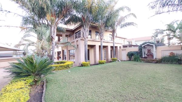 6 Bedroom House