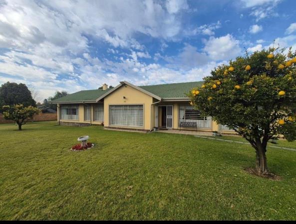 6 Bedroom House