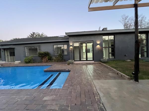 398 m² Commercial space