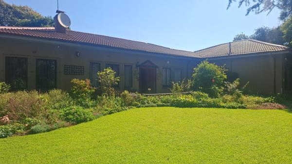 6 Bedroom House