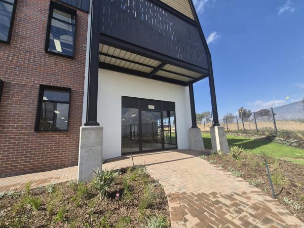 2 465 m² Industrial space