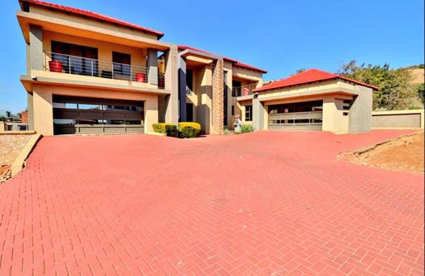 5 Bedroom House