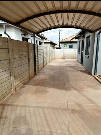 2 Bedroom House