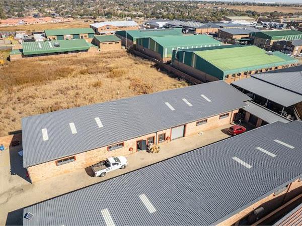 220 m² Commercial space