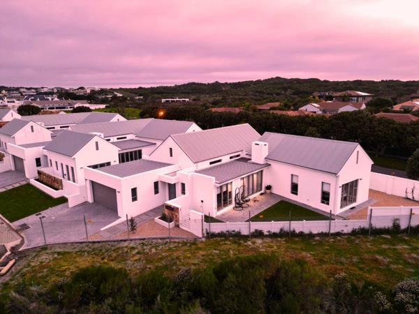 2.5 Bedroom House